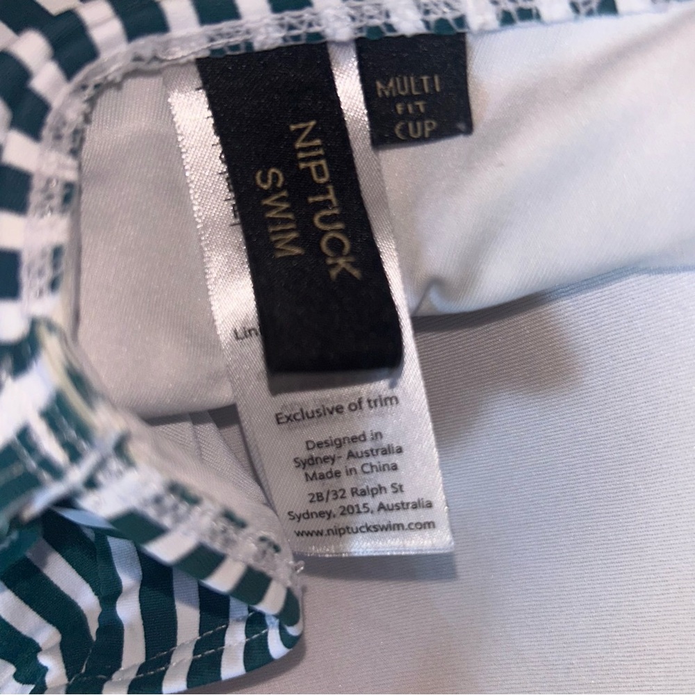 Striped Green and White Swimsuit by Nip Tuck sz 4 - Picture 6 of 7